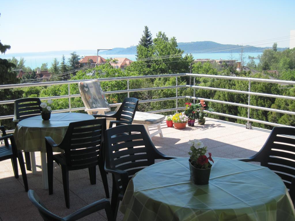 Suele Apartments & Rooms Балатонфюред Номер фото