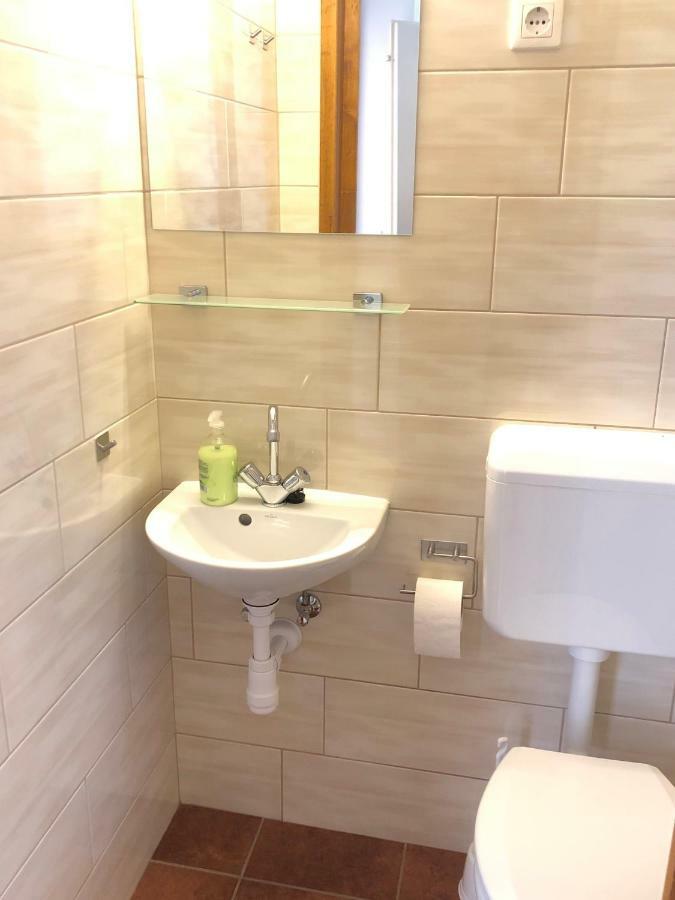 Suele Apartments & Rooms Балатонфюред Экстерьер фото